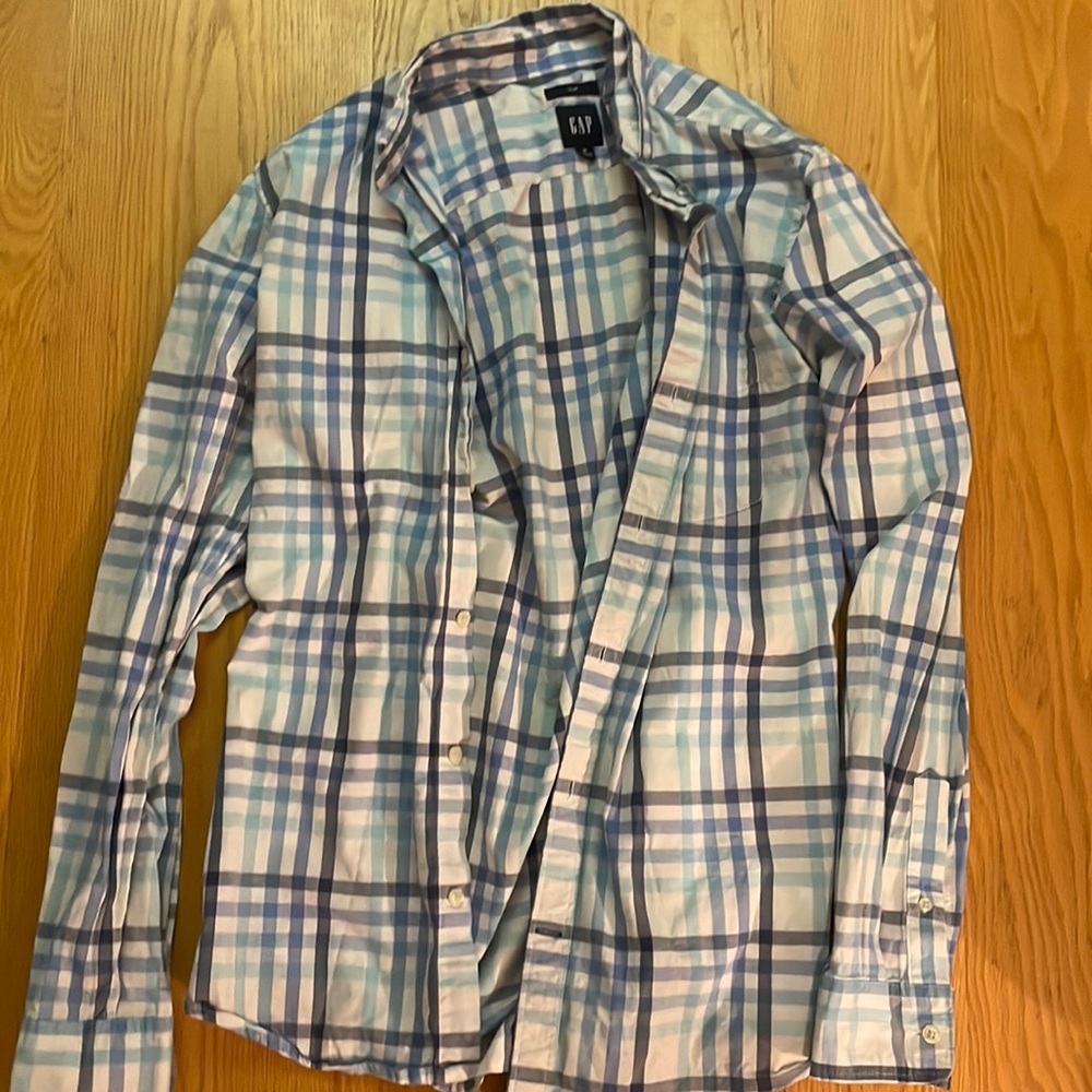 Gap medium dress shirt